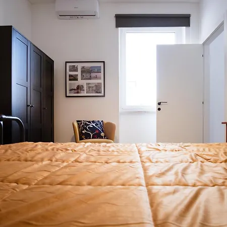 Terrazza Rossa Di Millo Apartment *