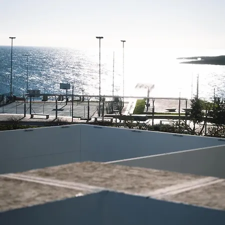 Terrazza Rossa Di Millo