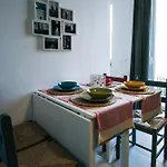 Terrazza Rossa Di Millo *