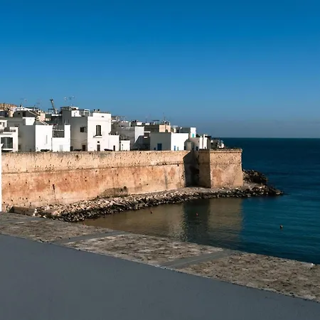 Terrazza Rossa Di Millo 公寓