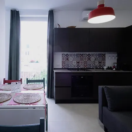 Terrazza Rossa Di Millo Appartement