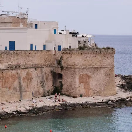 Terrazza Rossa Di Millo *