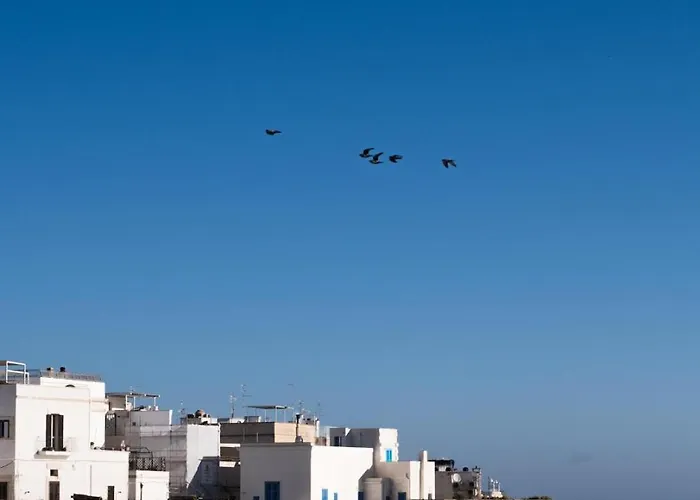 Terrazza Rossa Di Millo Apartment