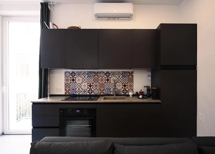 Terrazza Rossa Di Millo *